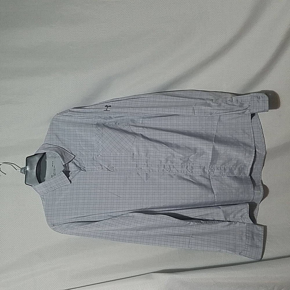 Under Armour Fitted Button Down Shirts. - image 1